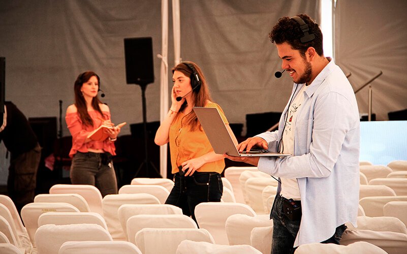 Licenciatura en Dirección de Empresas de Entretenimiento Universidad